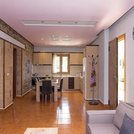 Apartment Emilia's Ground Floor *